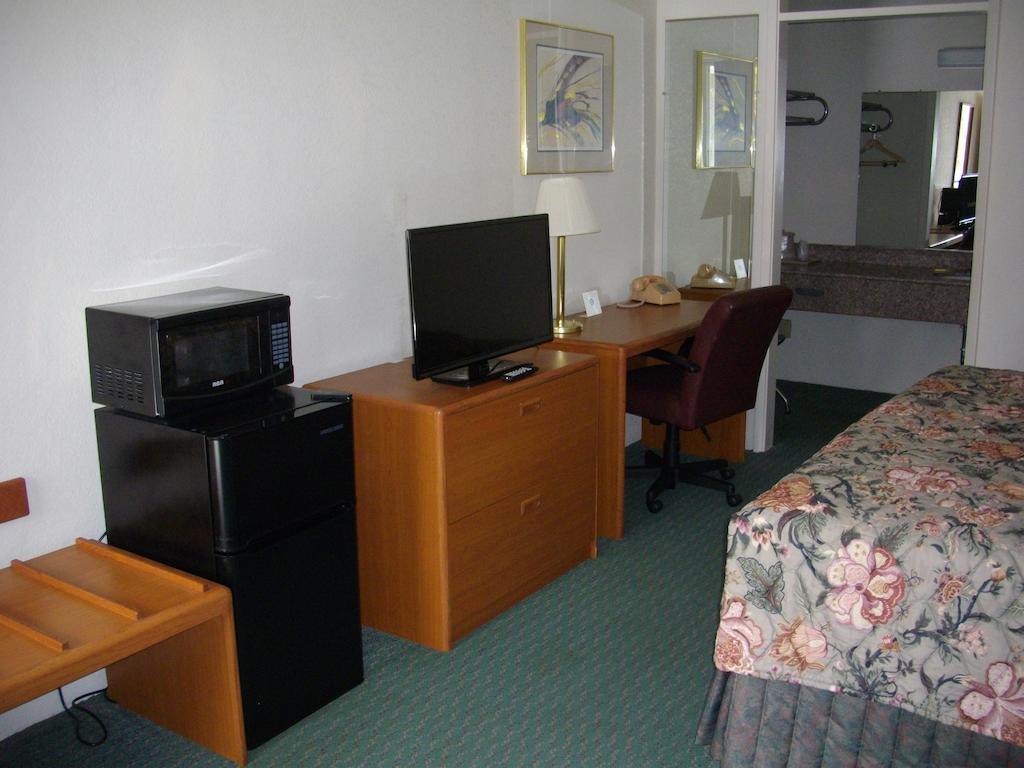 Macomb Inn Habitación foto